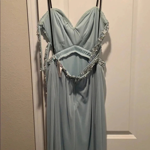 Jodi Kristopher Mint Green Gown *as is” - Picture 3 of 7